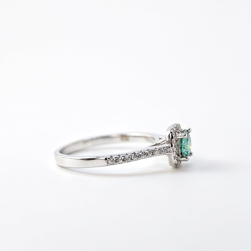 Women's Exquisite Green Moissanite Square Ring, Birthday Gift